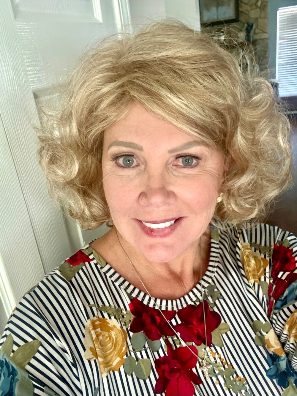 Belle Tress Malibu Light Blonde Wig  NWT